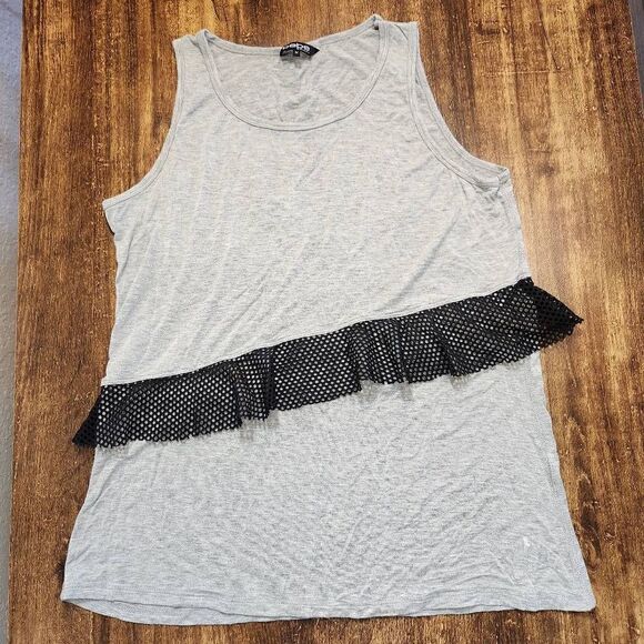 Bebe ruffle active top - Picture 1 of 6